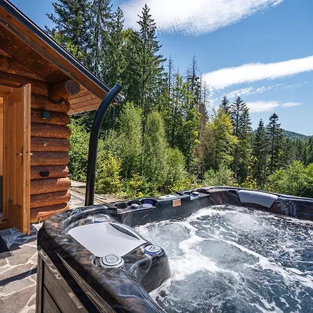 Piros - Sauna - Jacuzzi - Beautiful Scenery - Kids Playground - In The Forest *