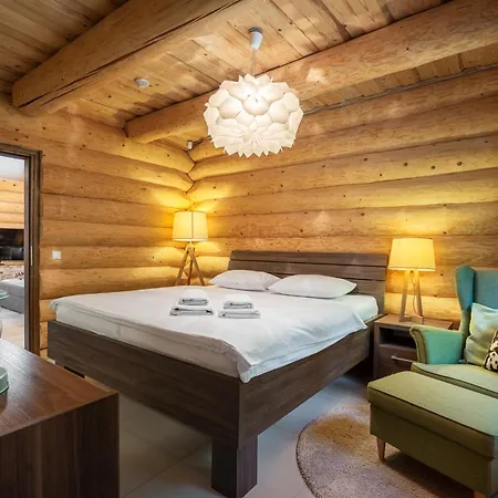 Chalet Piros - Sauna - Jacuzzi - Beautiful Scenery - Kids Playground - In The Forest Tale